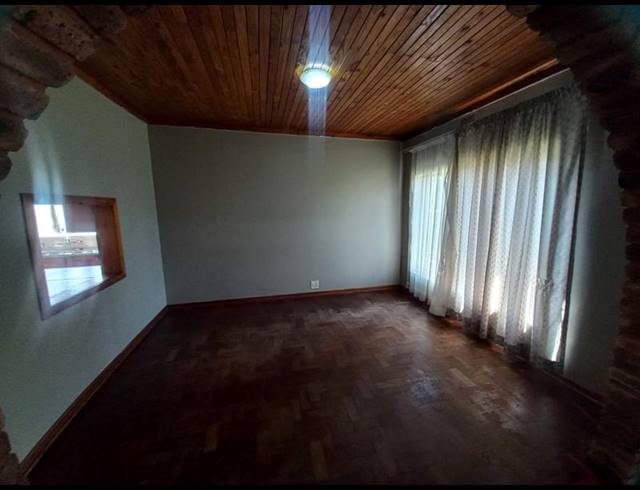 3 BEDROOM PROPERTY TO RENT IN CLAREMONT